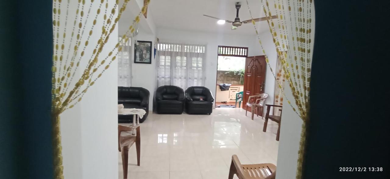 Coco One Holiday Inn Mirissa Luaran gambar