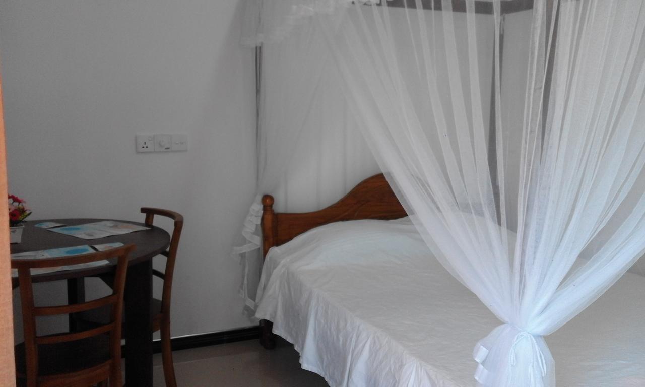 Coco One Holiday Inn Mirissa Luaran gambar